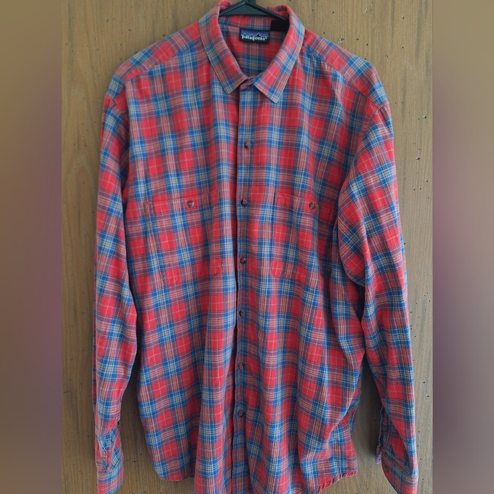 PATAGONIA Red Blue Plaid Portugal Cotton Mens Sz‎ L Long Sleeve Shirt